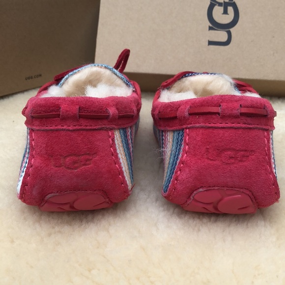 UGG rainbow stripes slippers - Picture 4 of 6